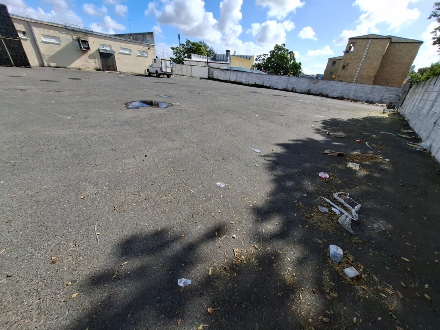 Commercial Property for Sale in De La Haye Western Cape